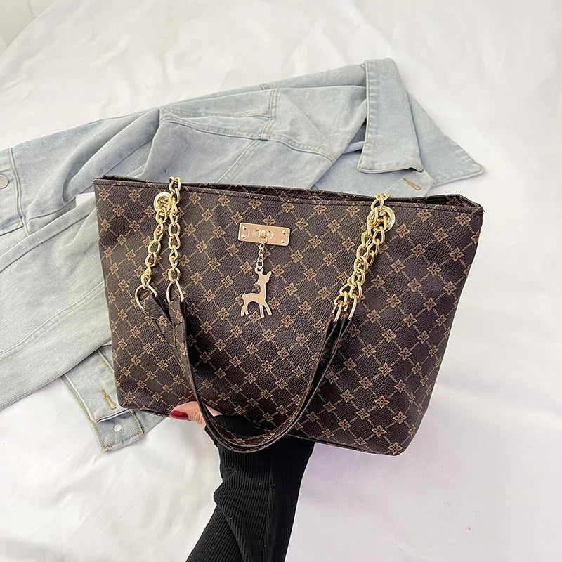 Women's Large Capacity Fashion Tote Bag Luxury Design Handbag Trendy Shoulder Purse with Printing Pattern for Shopping