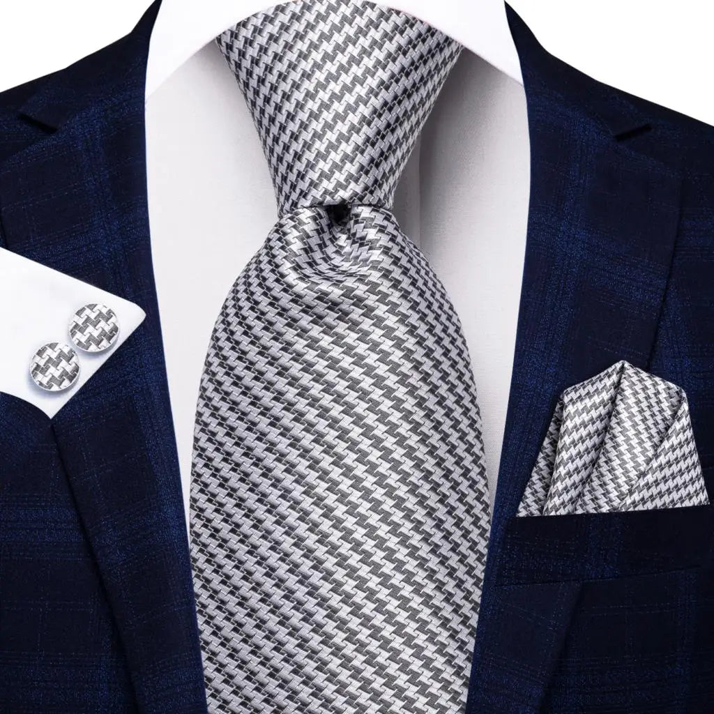 Hi-Tie Champagne Floral Paisley Silk Elegant Tie For Men Groom Wedding Men Necktie Pocket Square Cufflink Accessory Wholesale