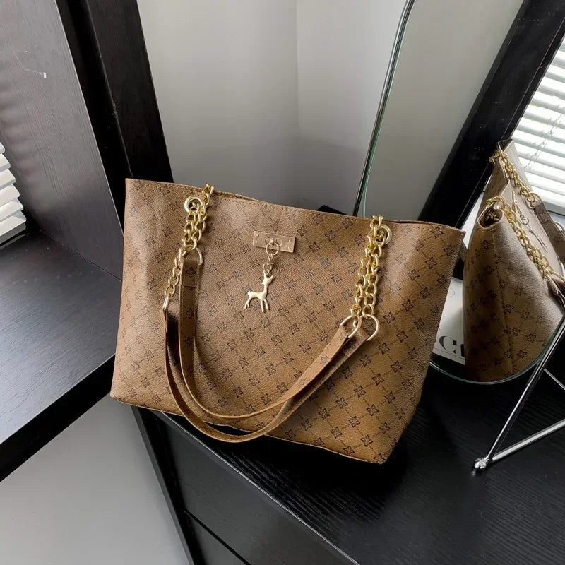 Women's Large Capacity Fashion Tote Bag Luxury Design Handbag Trendy Shoulder Purse with Printing Pattern for Shopping
