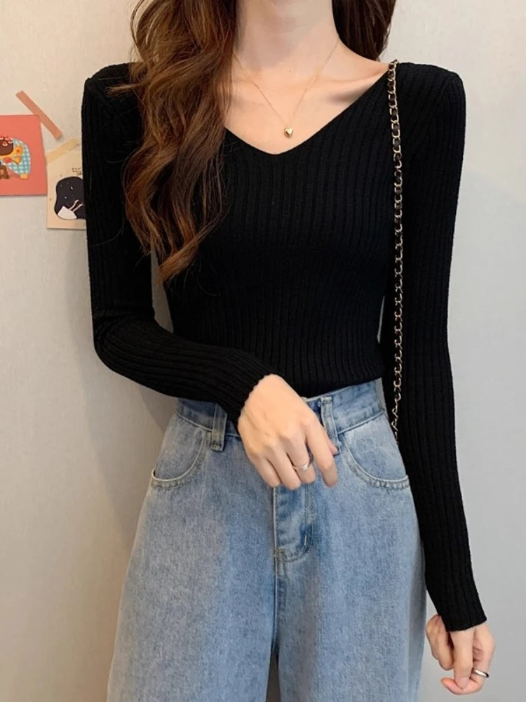 2026 Korean Autumn Winter V Neck Sweater Fashion Casual Long Sleeve Knitted Sweaters Solid Color Slim Pullovers Women Clothes