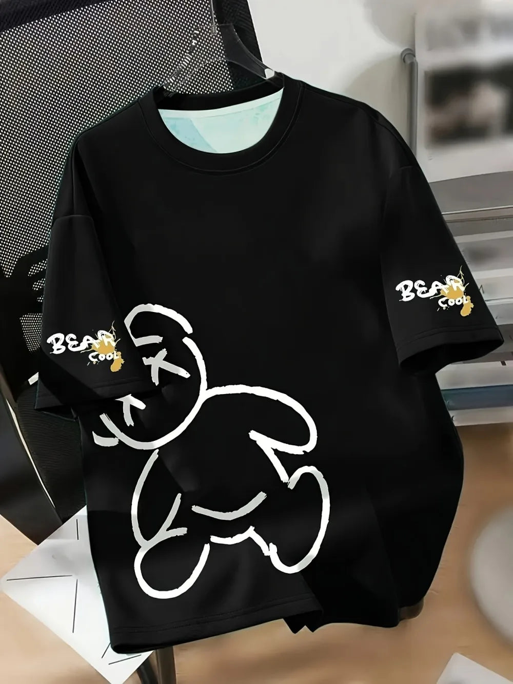 Summer men's round neck breathable T-shirt with cartoon bear print pattern suitable for daily and weekend gifting to friends